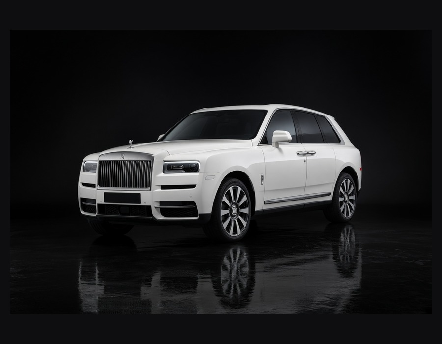 White Rolls-Royce Cullinan with Solar Ceramic tint on the two front windows